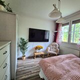 Nicolae Grigorescu  fix la metrou pe Camil Ressu, bloc tip H